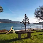 A De * Sabardes